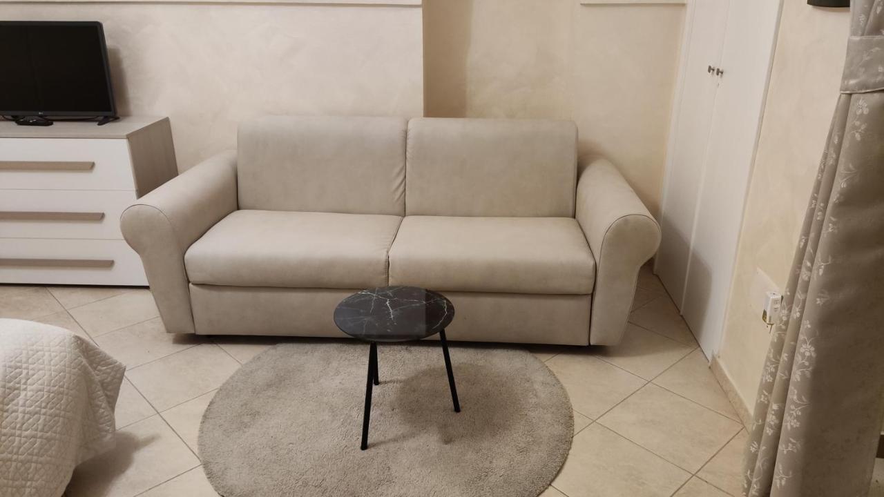 Domus Elegans In Centro Villa Manfredonia Kültér fotó